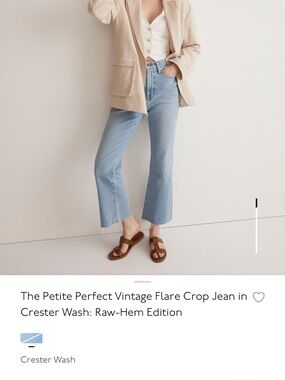 The Perfect Vintage Flare Crop Jeans in Crester Light Blue size 26p